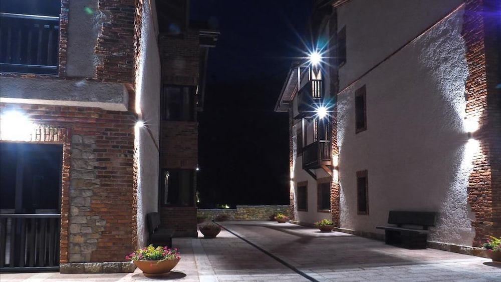 Hotel Cerro La Nina 42/54