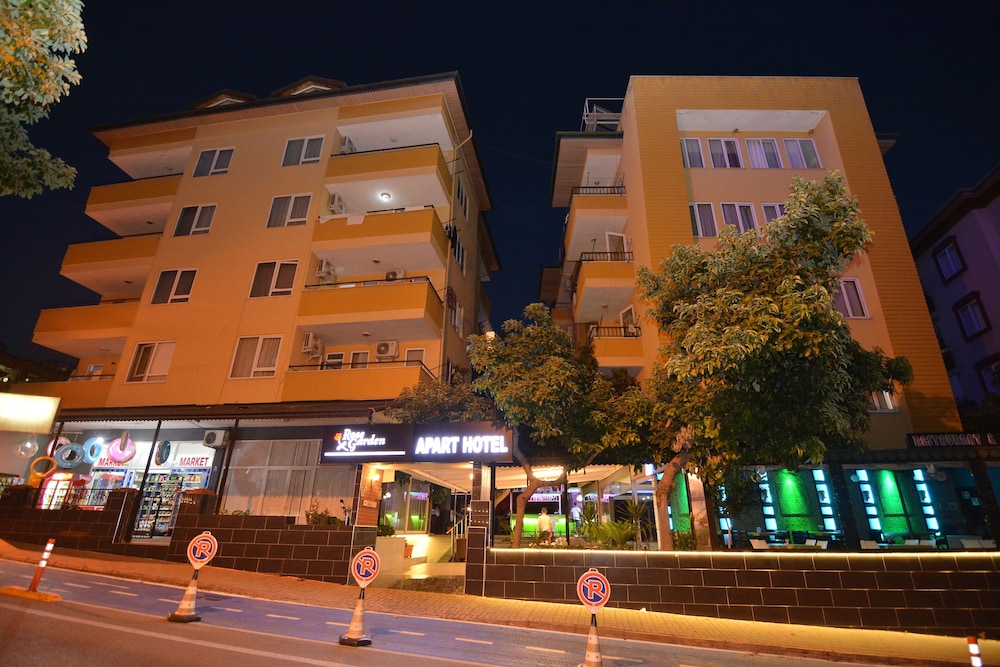 Rose Garden Aparthotel 2/71