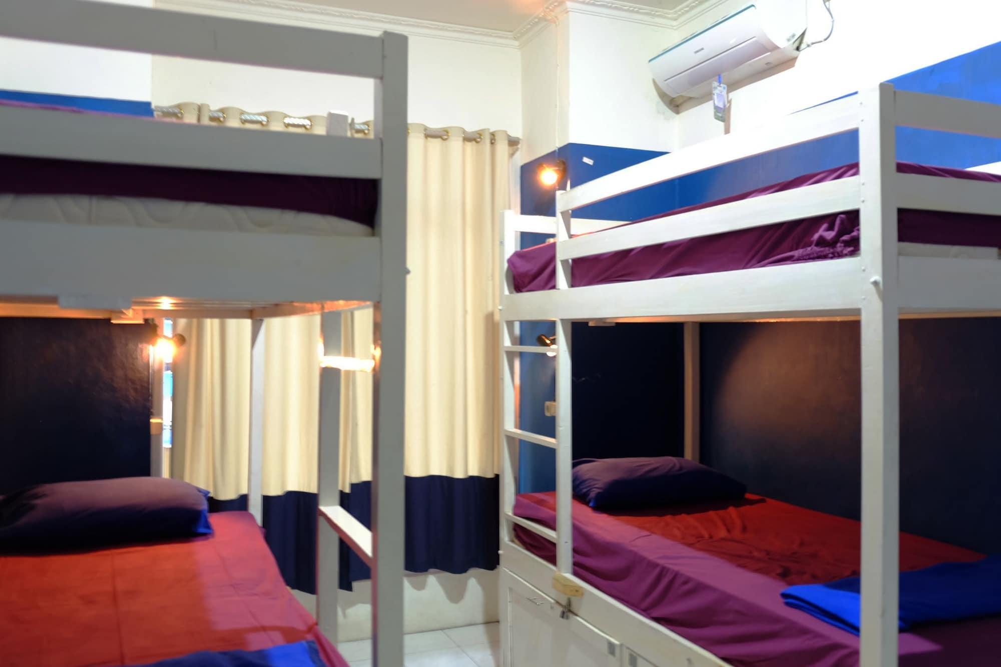 Bunk Bed And Breakfast 6/17