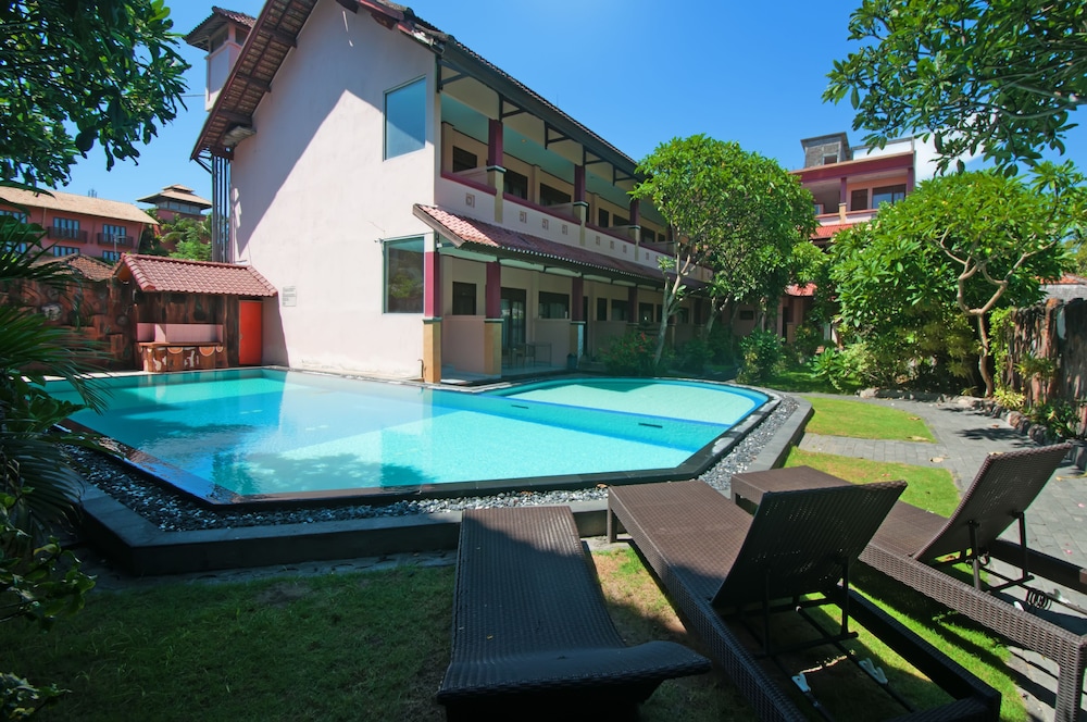 Pesona Beach Inn 11/45