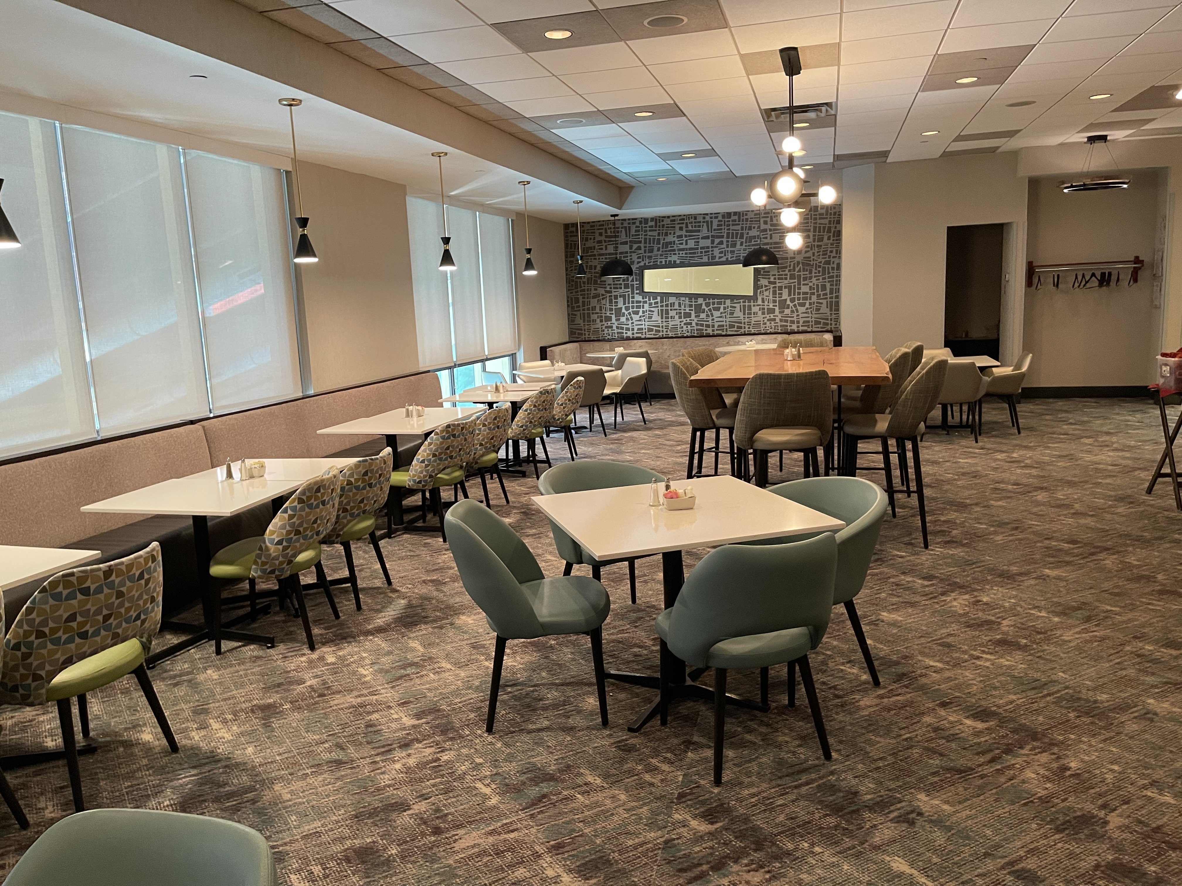Holiday Inn Martinsburg 63/81