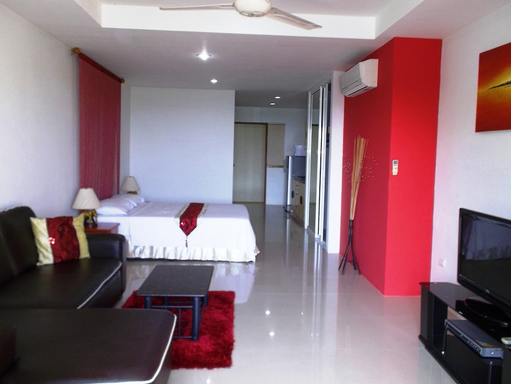 Mountain Sea View Luxury Apartments 30/72
