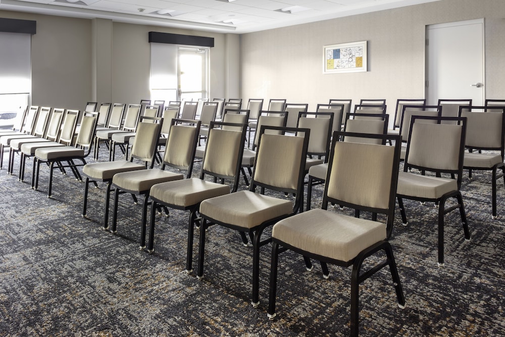 Hyatt Place Charlotte/University 19/24