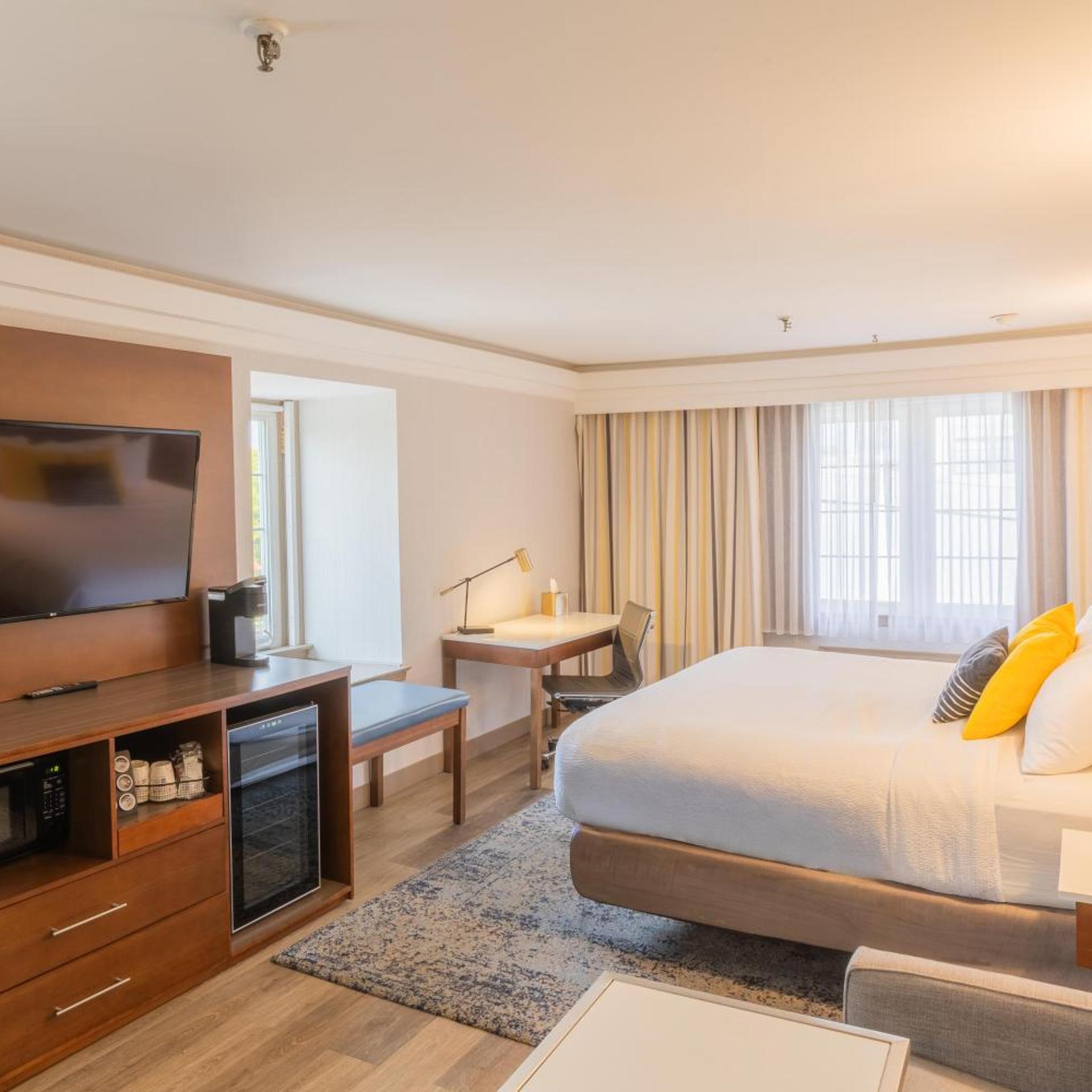 جناح بسرير كينج مع أريكة، The Westfield Inn, BW Signature Collection 4/9