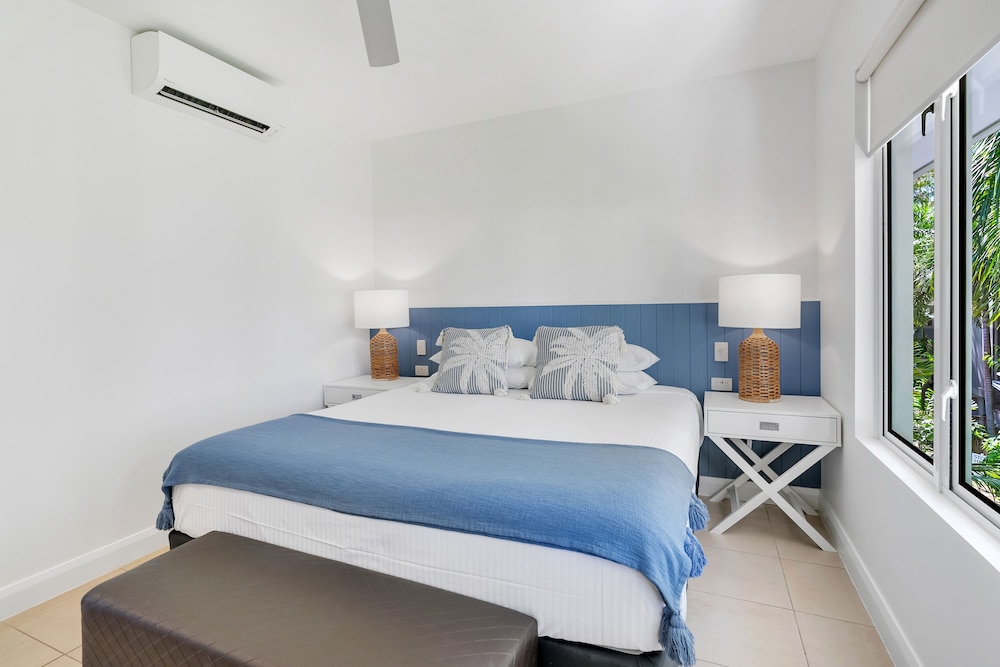 1 Bedroom, Apartment, King Bed, Pool View, Private Rooftop Spa