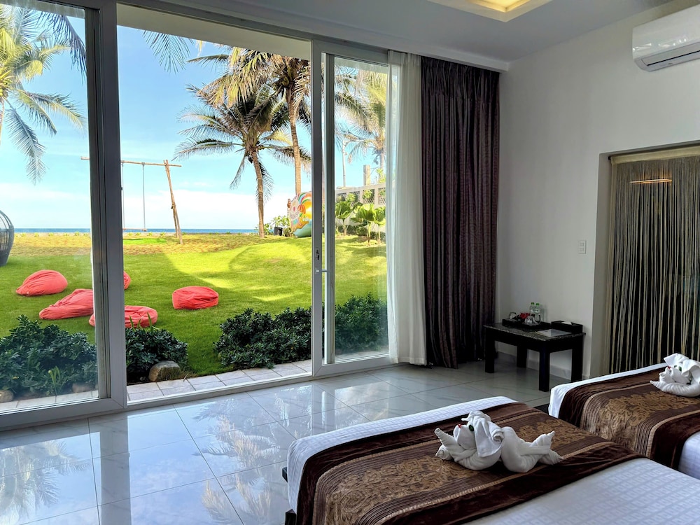 Villa Del Sol Beach Villas & Spa 29/62
