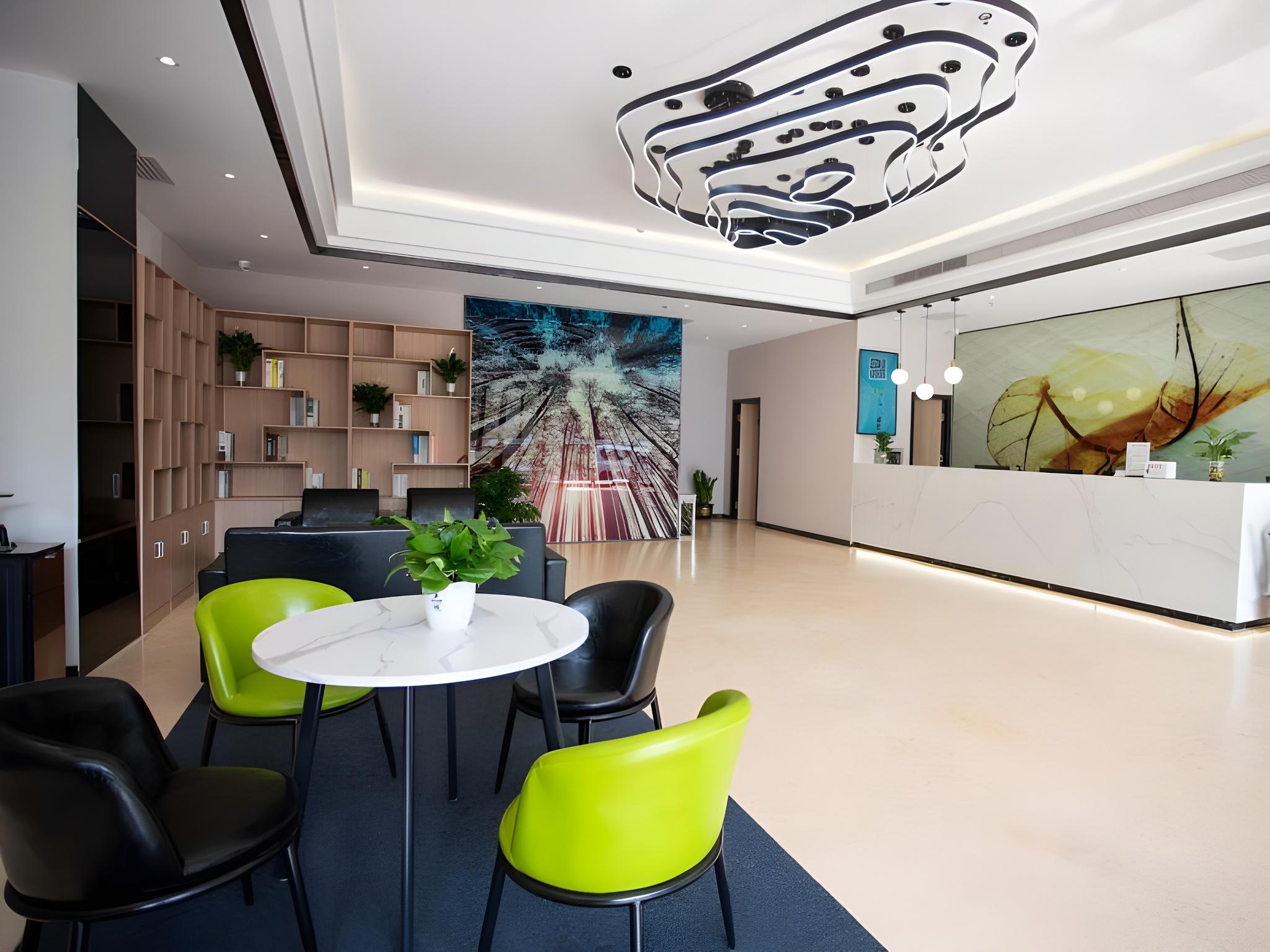 Lobby at GreenTree Inn Tangshan Nanhu International Exhibition Center, TANGSHAN