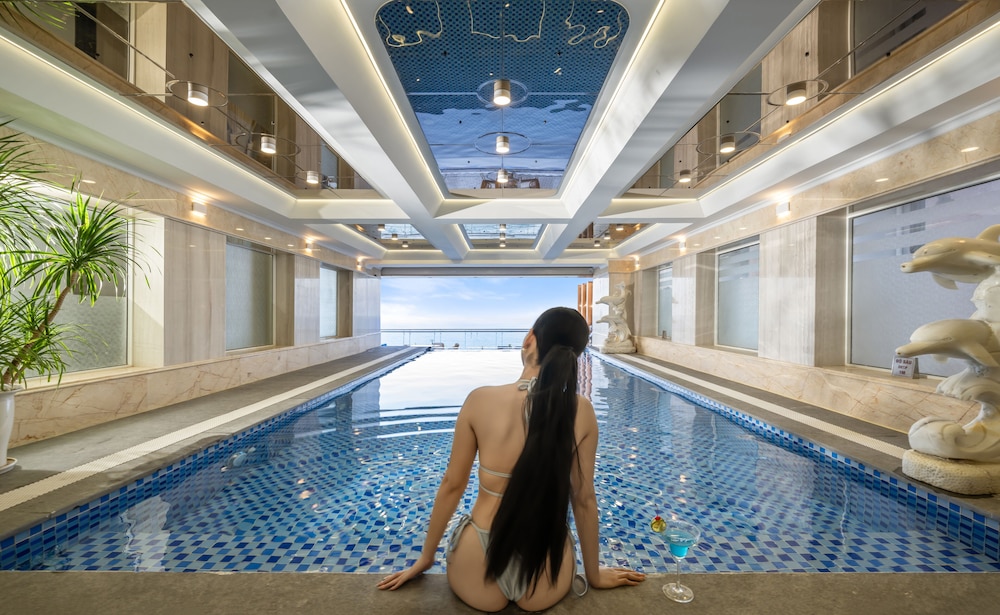 BlueSun Danang Beach Hotel 36/67