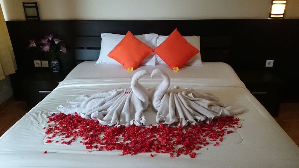 Agus Beach Inn 21/31