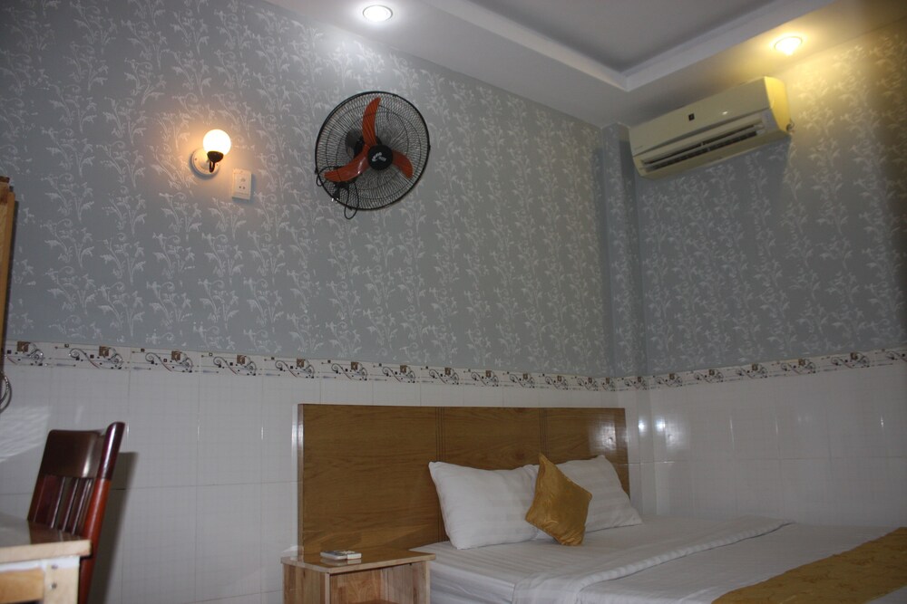 Koniko Hotel 29/33