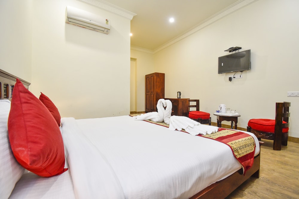 Hotel Laxmi Niwas 19/62