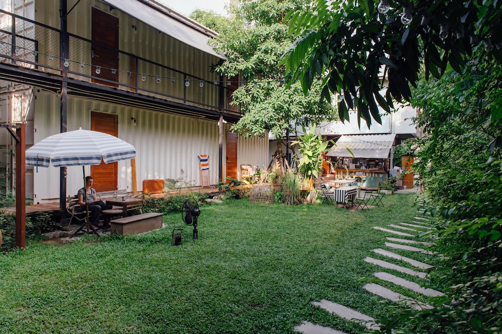 The Yard Hostel 41/50
