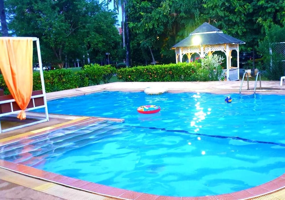 Baan Golden Resort 20/50