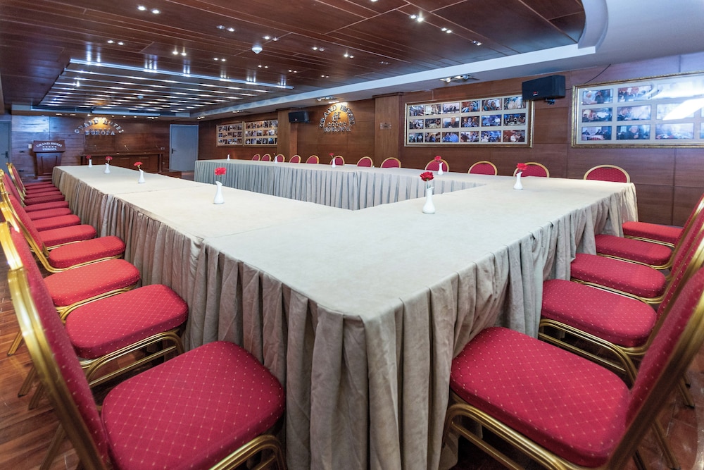 Grand Hotel Europa 39/50
