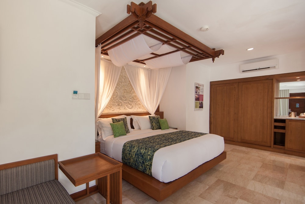 Legian Beach Villas 9/50