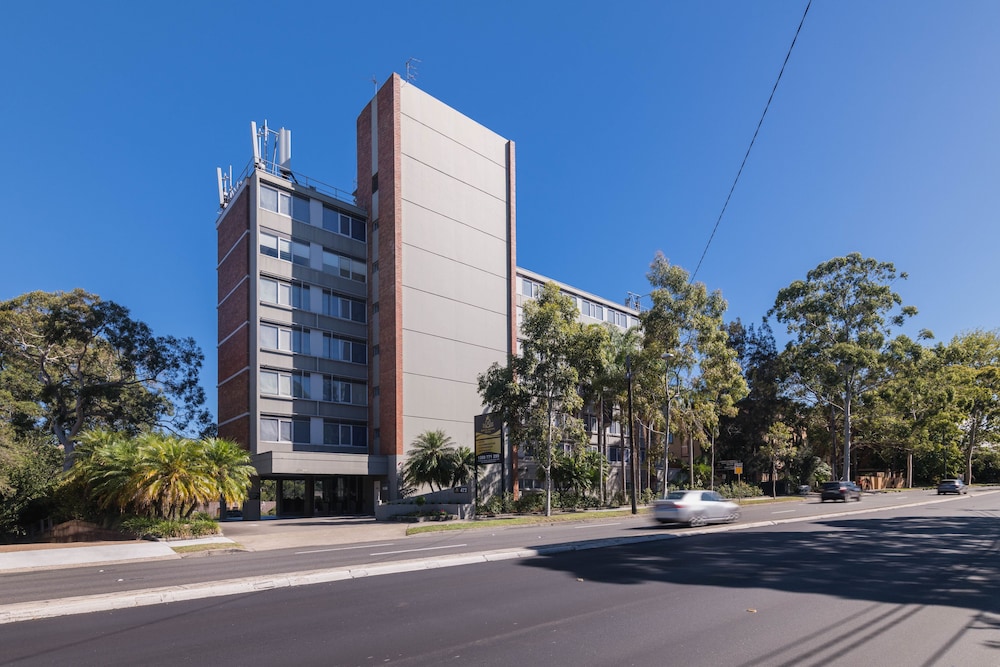 Royal Pacific Hotel 37/61