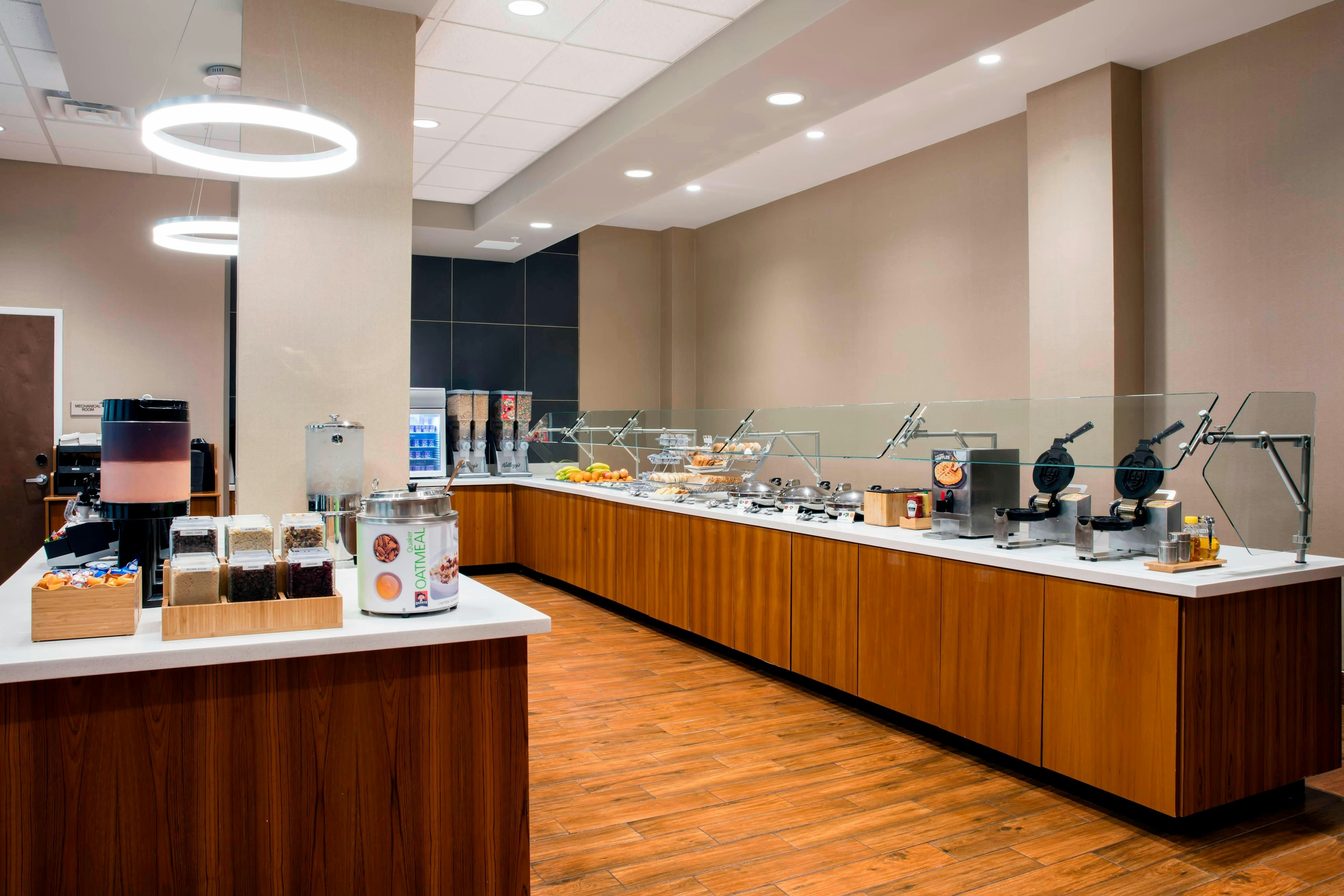 SpringHill Suites by Marriott Orlando at Flamingo Crossings Town Center/Western Entrance 3/14