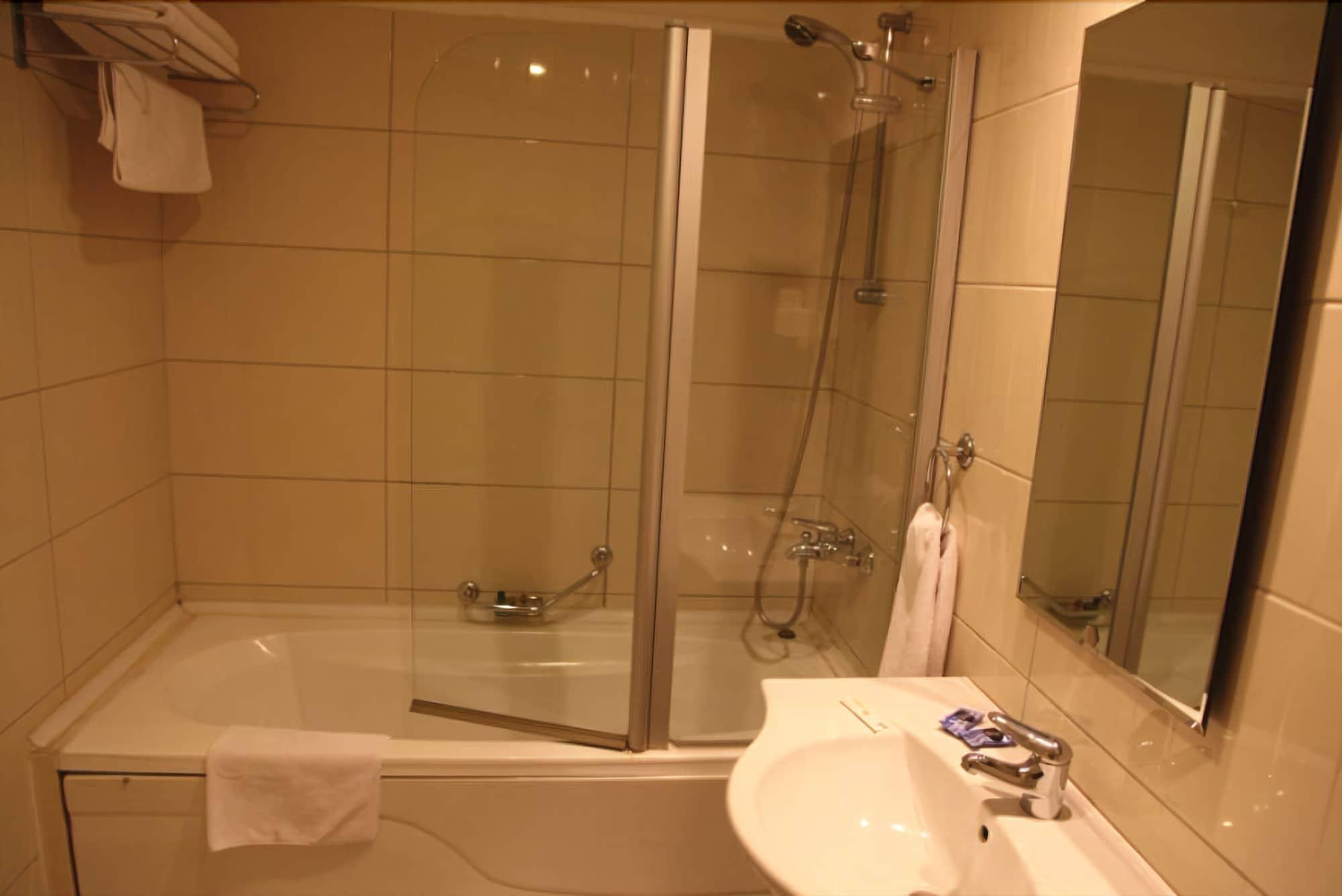 Pasa Otel 48/50