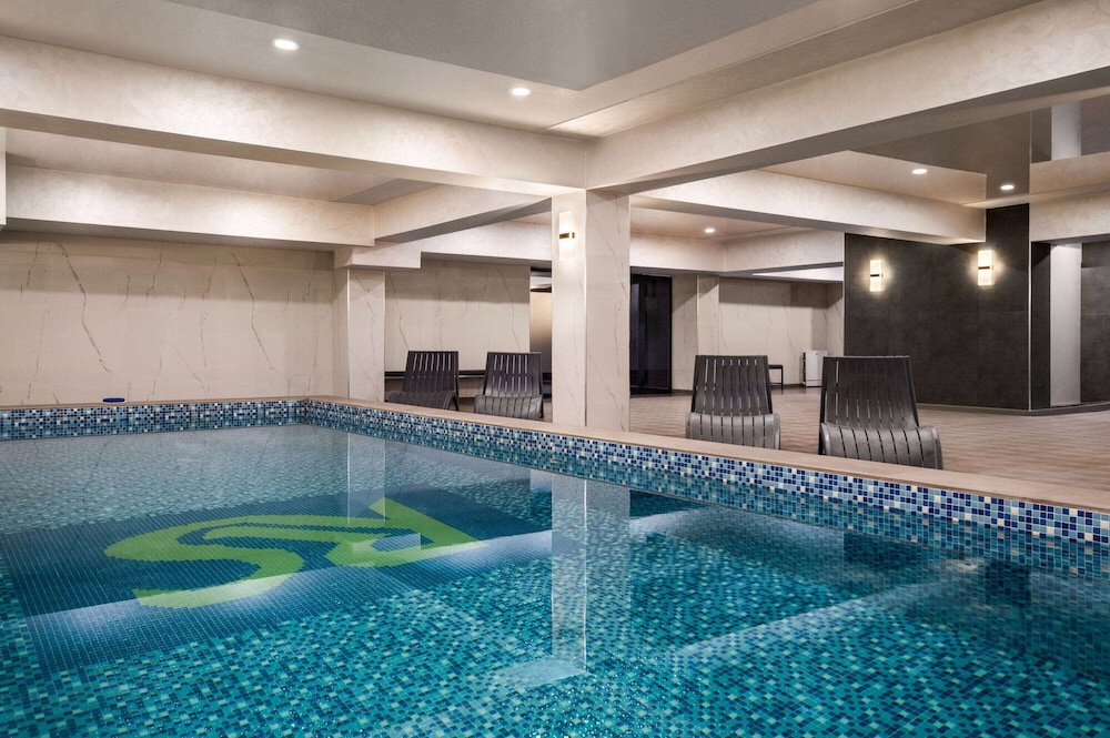 Wyndham Garden Tashkent 58/84