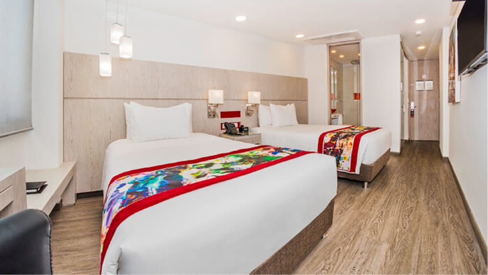 Hotel Black Tower Premium 10/70
