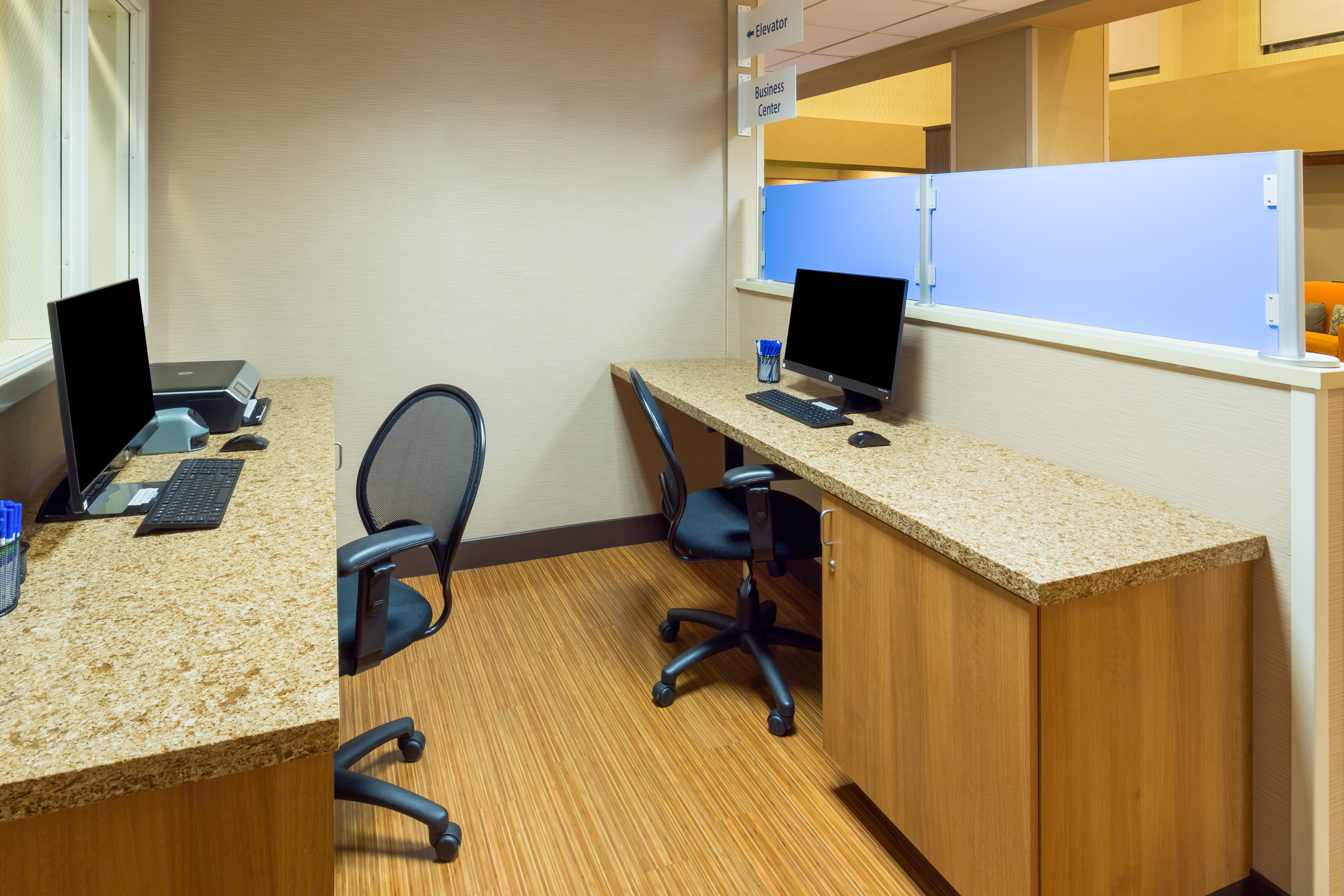 Holiday Inn Express Hotel & Suites Henderson 62/71