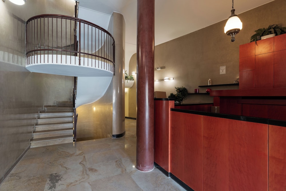 Brera Apartments In Nerino 2/50