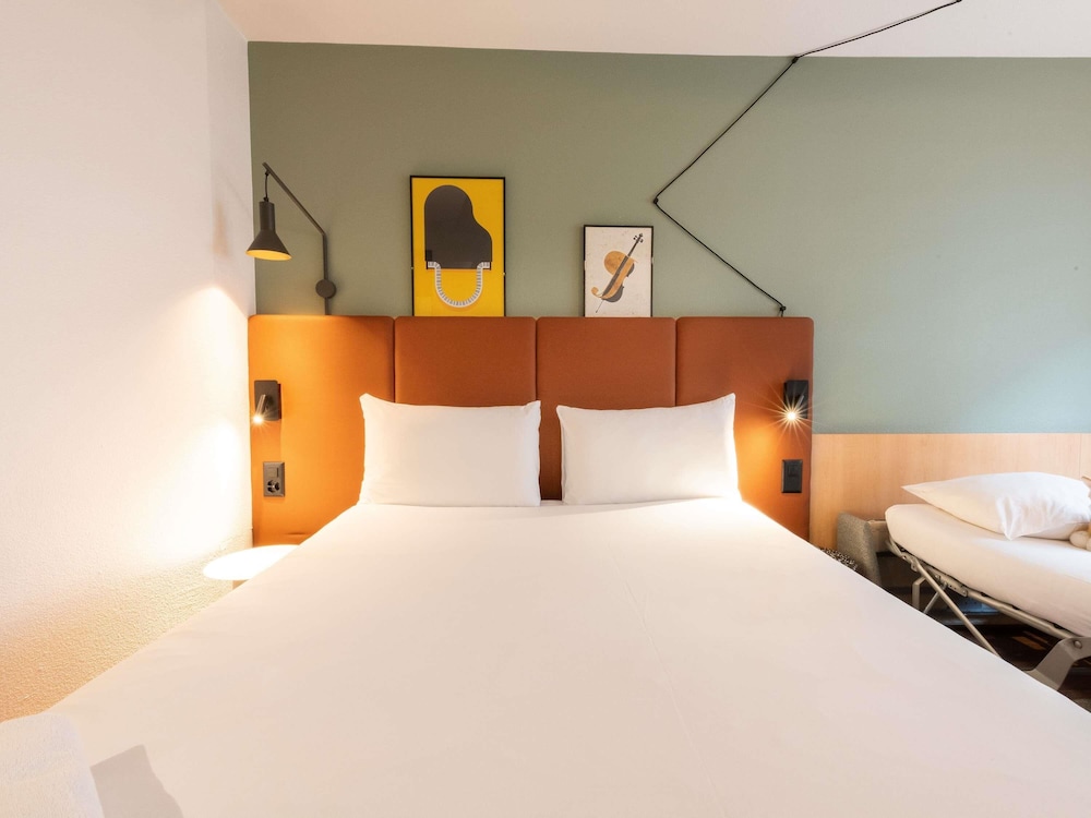 Ibis Geneve Centre Nations 25/70
