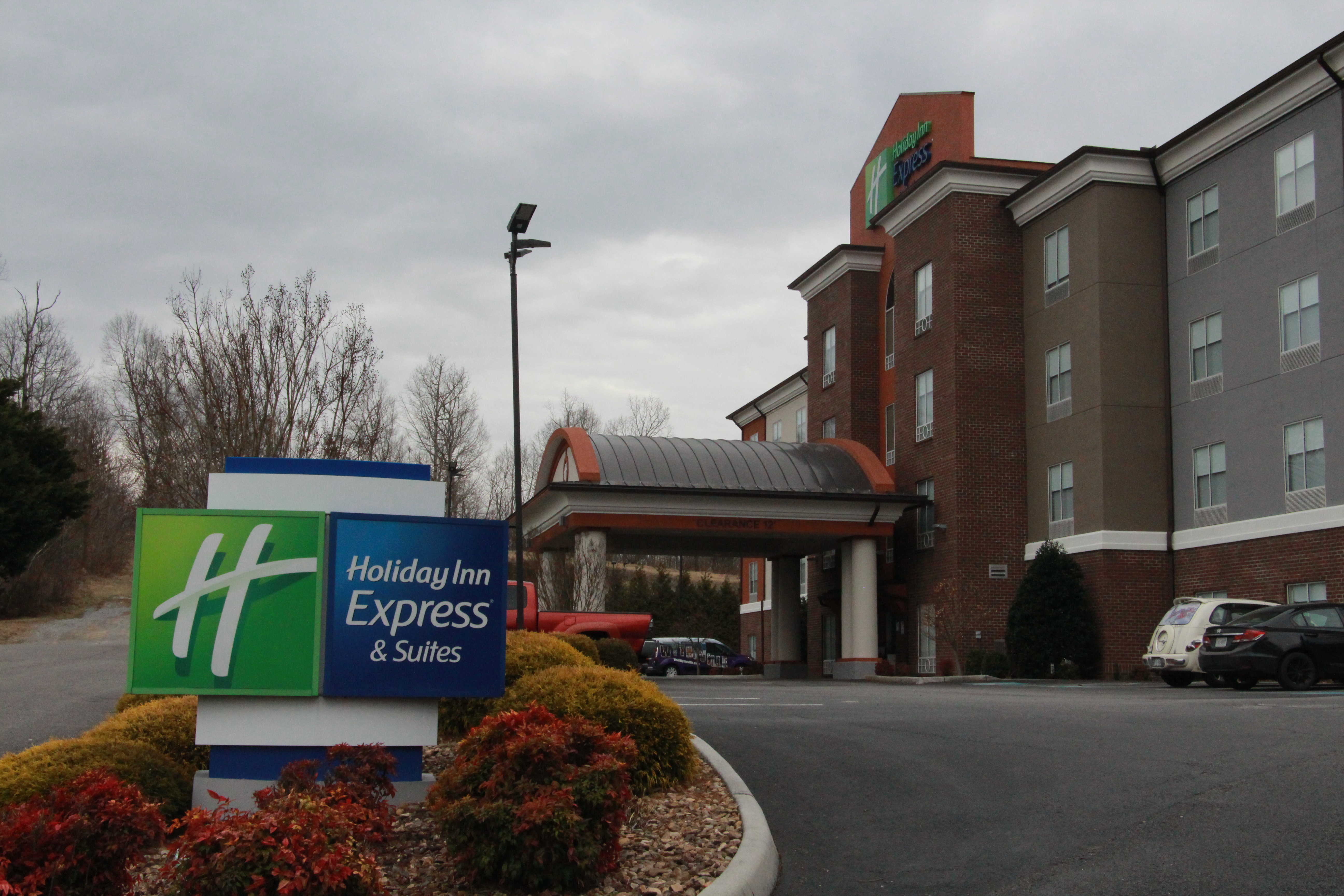Holiday Inn Express Hotel And Suites Wytheville 6/74