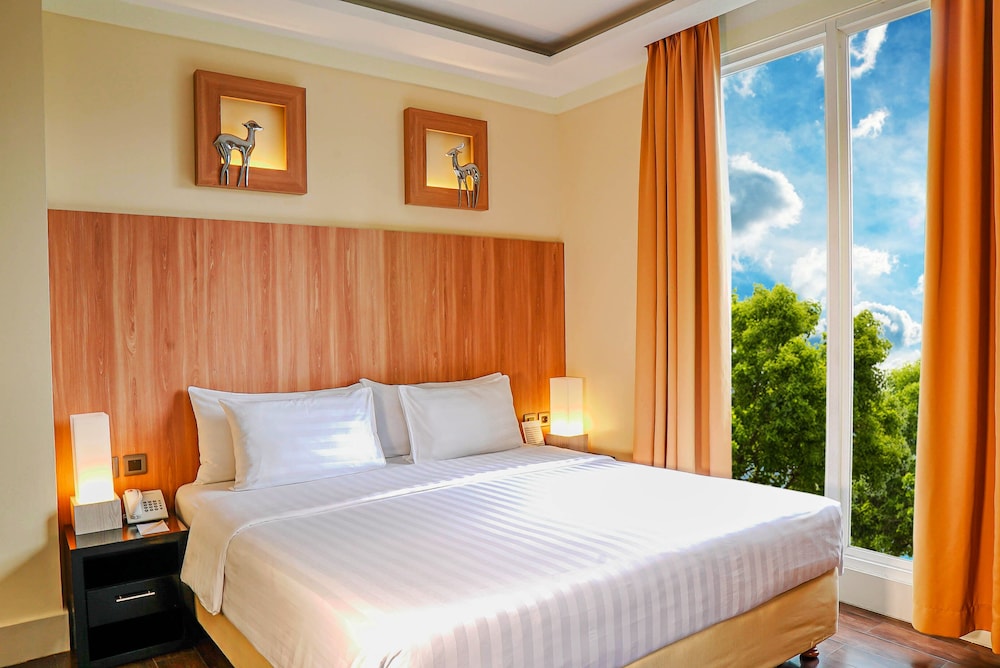 Aston Bogor Hotel & Resort 28/90
