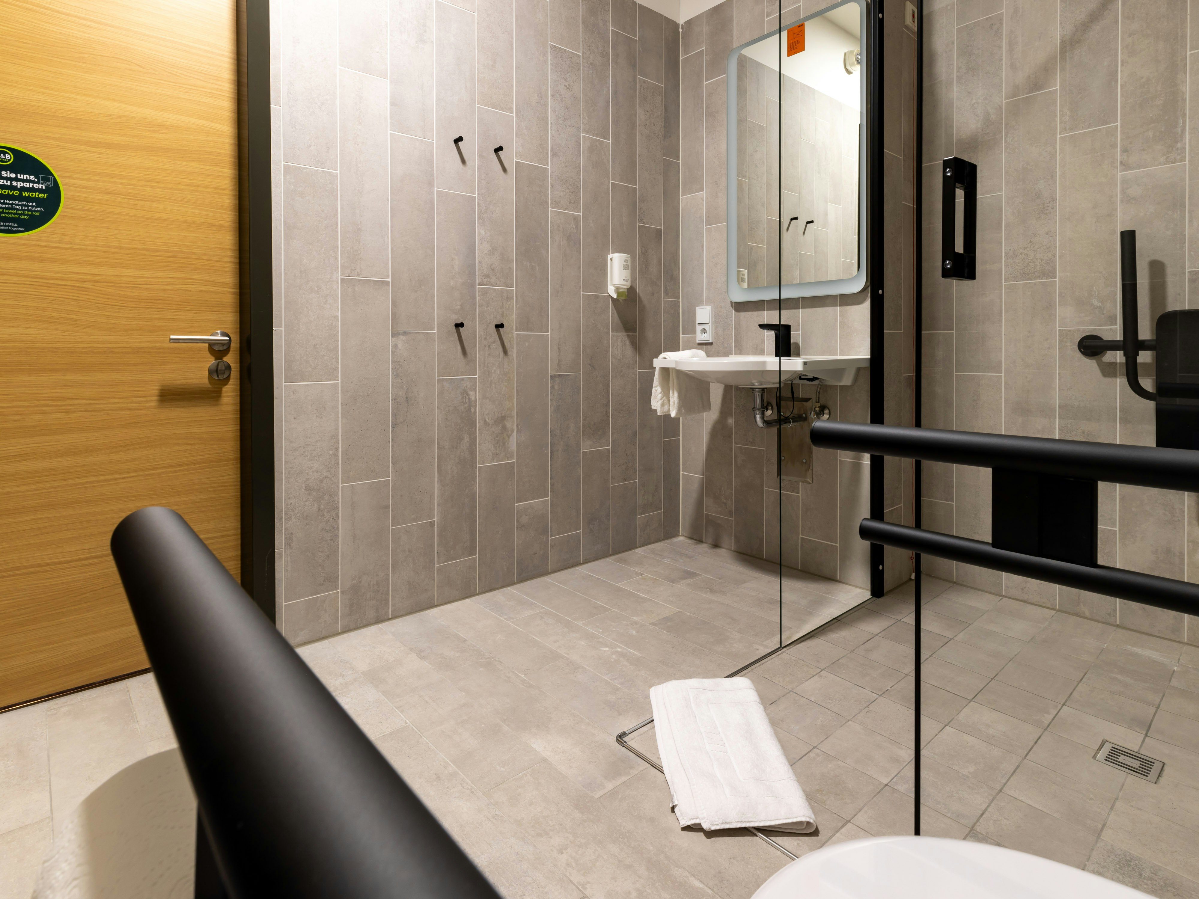 B&B HOTEL Idar-Oberstein 48/50