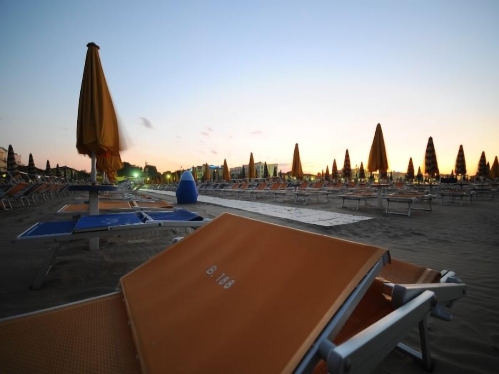 Club Hotel Dante Cervia 39/70