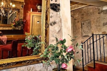 LA POSADA DEL MARQUES 6/50