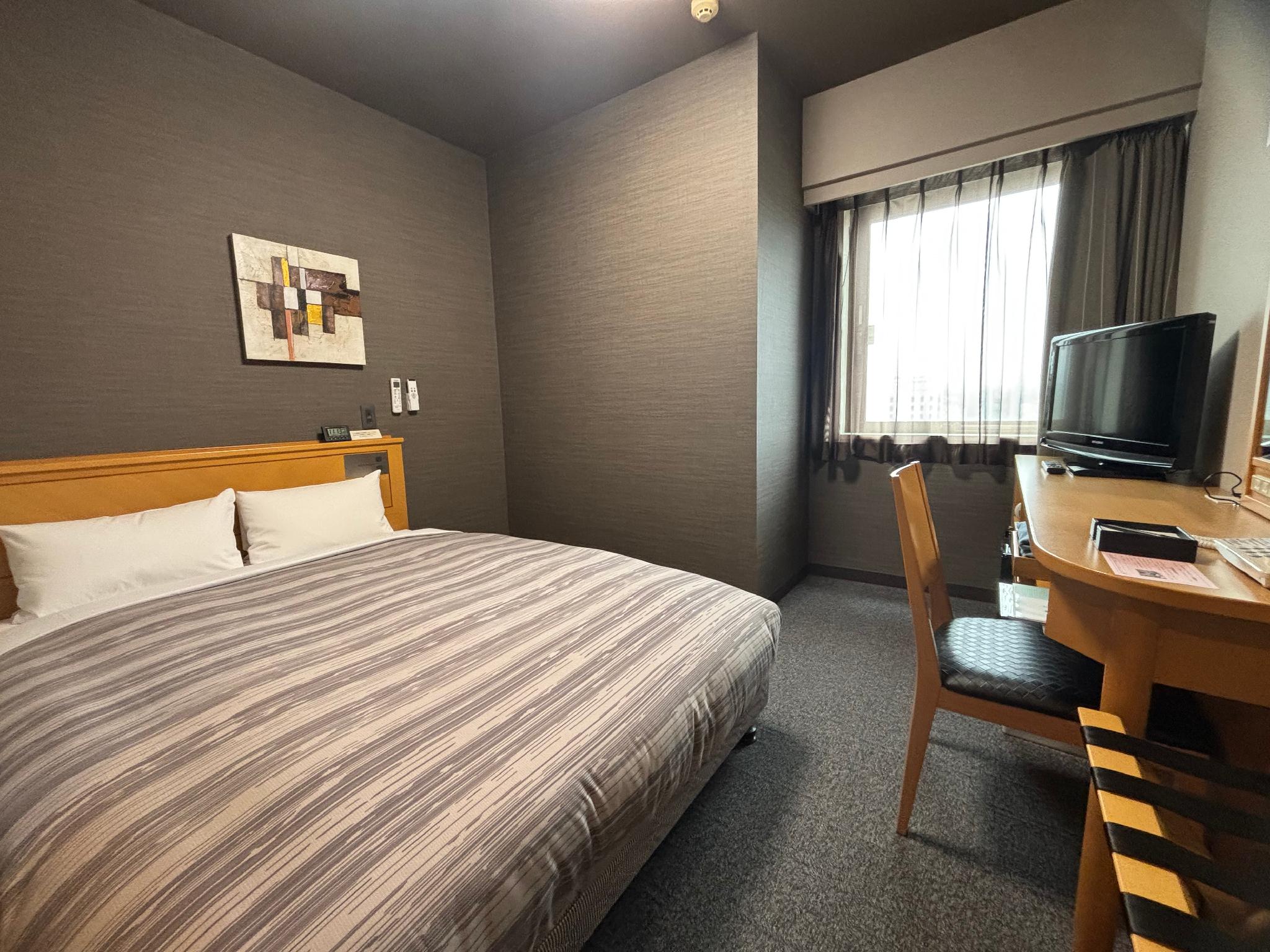 Semi Room, Standard, Semi Double Bed, Smoking