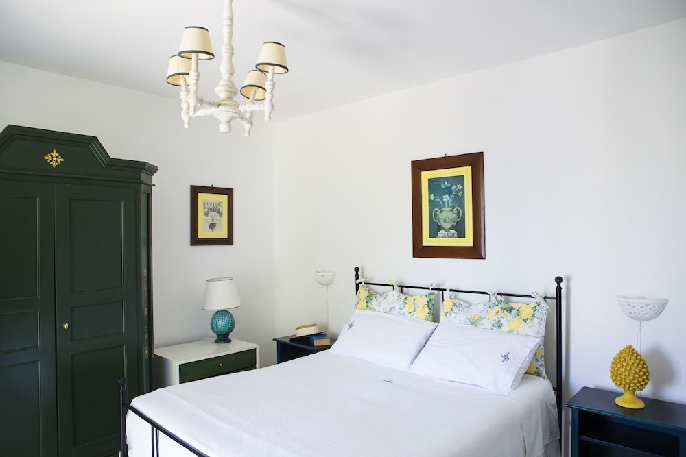 HOTEL PICCOLO MONDO 16/75