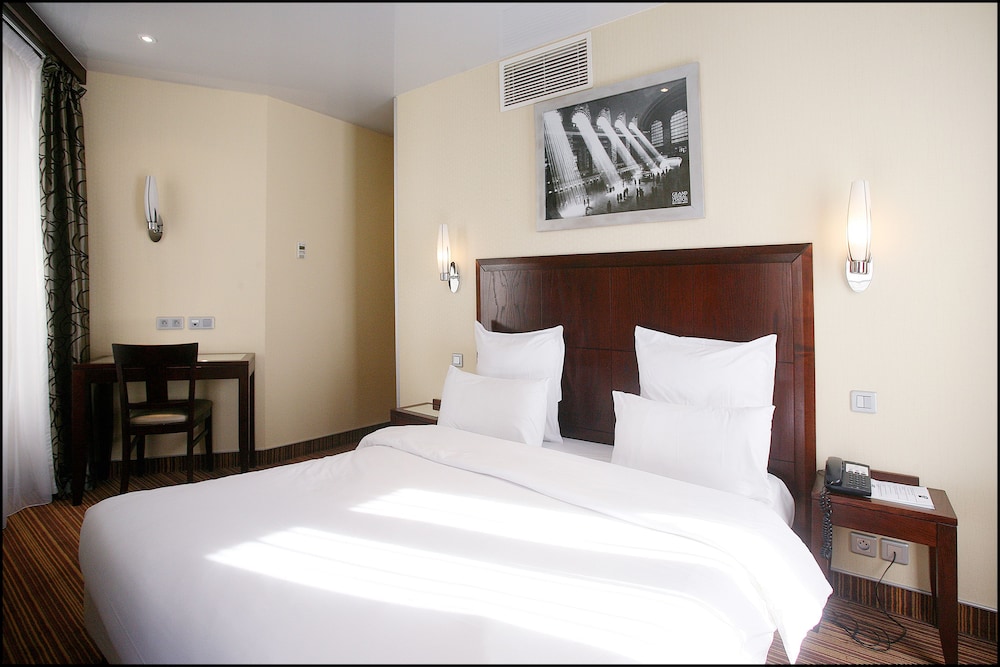 Grand Hotel Francais 26/71