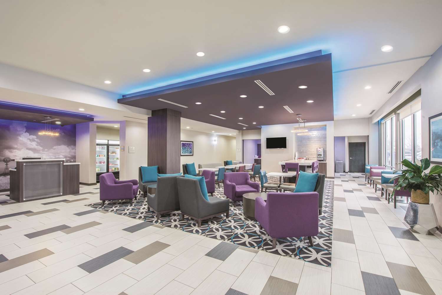La Quinta Inn & Suites by Wyndham Enid 34/42