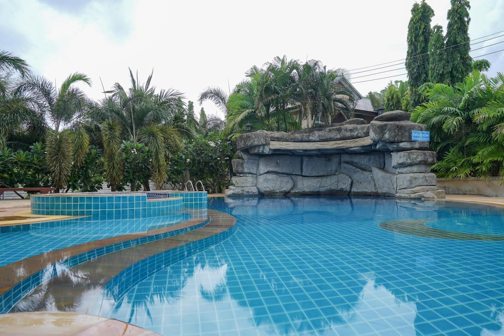 Baan Faa Talaychan Resort 61/65