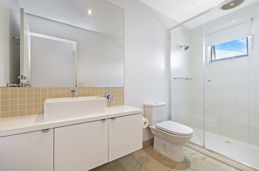 3 Bedrooms, Town House, 3 King Beds، The Victoria Apartments 5/6