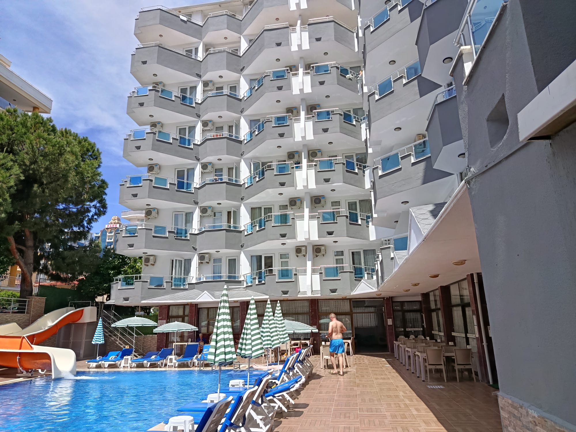 Bariscan Hotel 4/23
