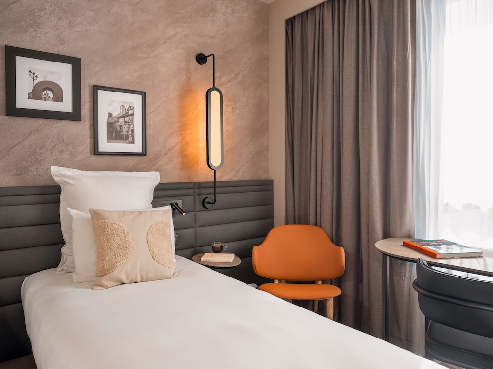 Novotel Orleans Centre Gare 12/50