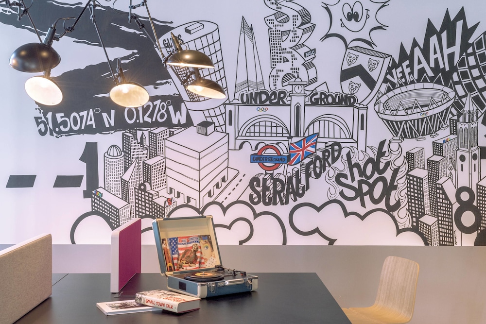 MOXY LONDON STRATFORD 36/42