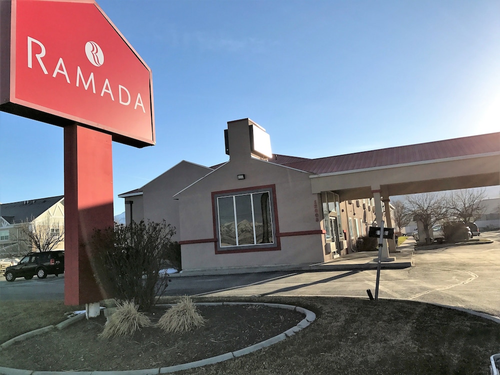 Ramada By Wyndham Draper 4/36