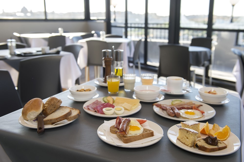 SLIEMA MARINA HOTEL 50/70