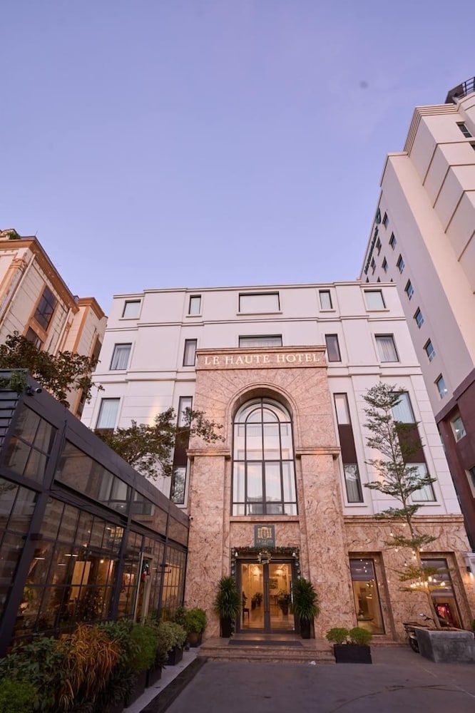 Viet 4 Seasons Hotel 2/50