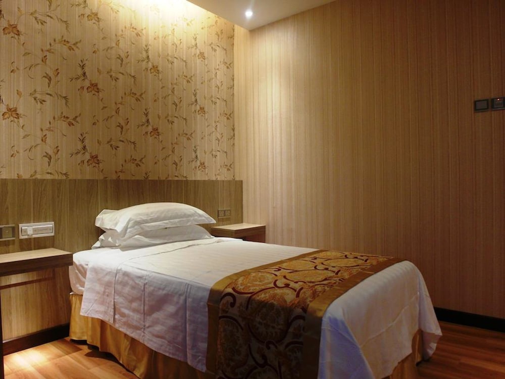 Mandarin Hotel 26/36