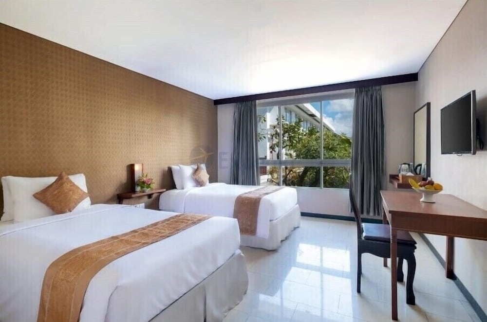 The Kanjeng Suites Kuta Galeria - Bali 19/56