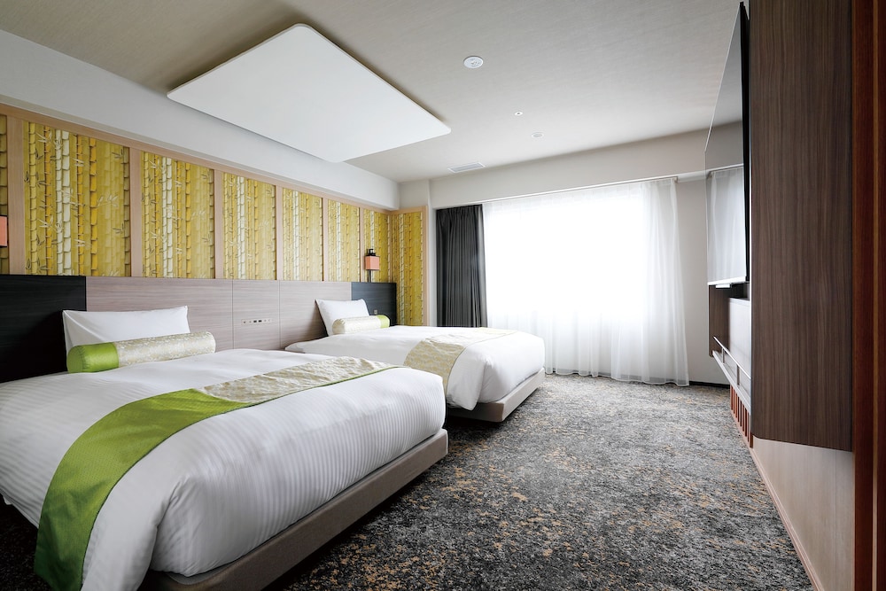 PREMIUM, SUITE, TWIN BEDS