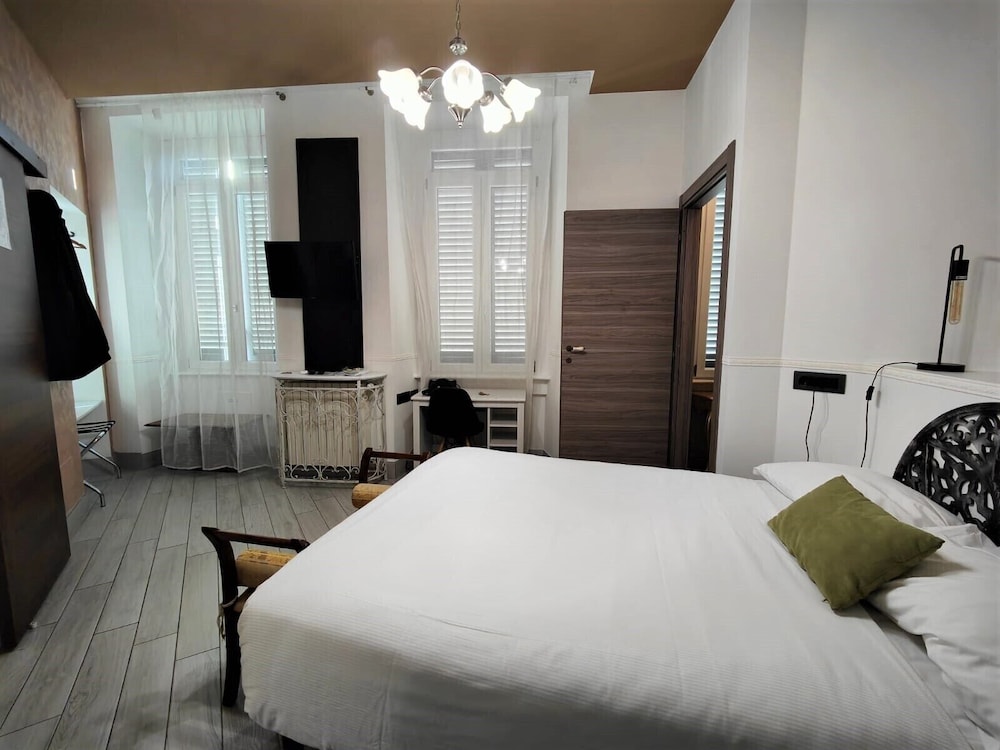 APARTHOTEL DEI MERCANTI 12/67