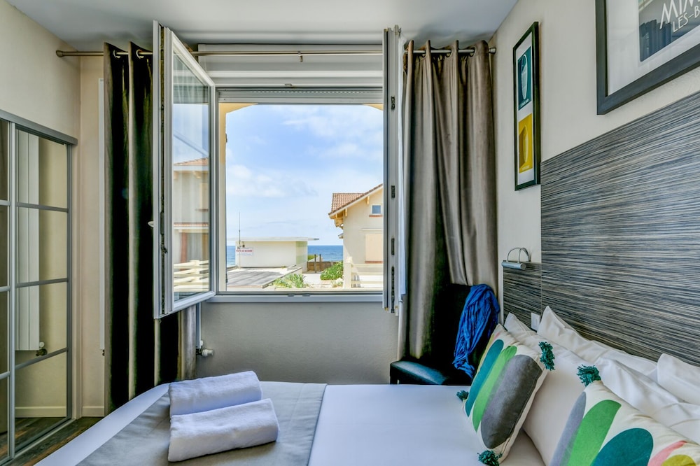 HOTEL DE FRANCE 19/52