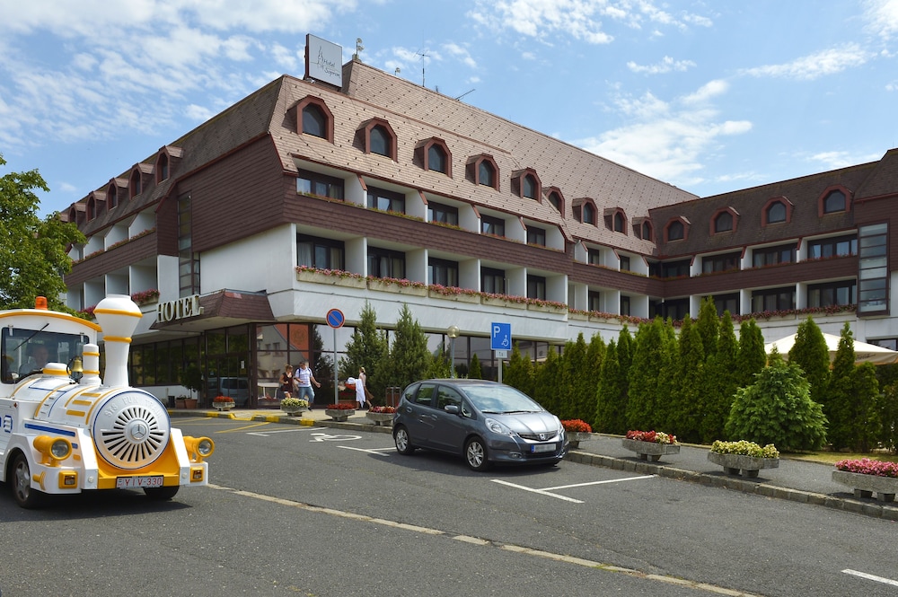 Hotel Sopron 66/73
